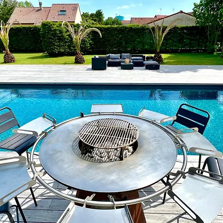 La Maison De Maitre, Piscine & * Vitry-le-François