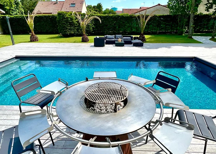 La Maison De Maitre, Piscine & * Vitry-le-Francois